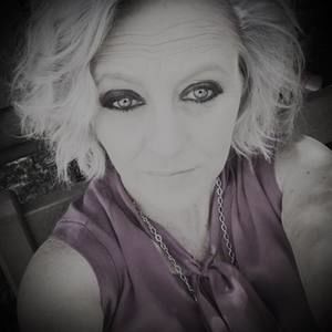 Meet your Posher, Traci